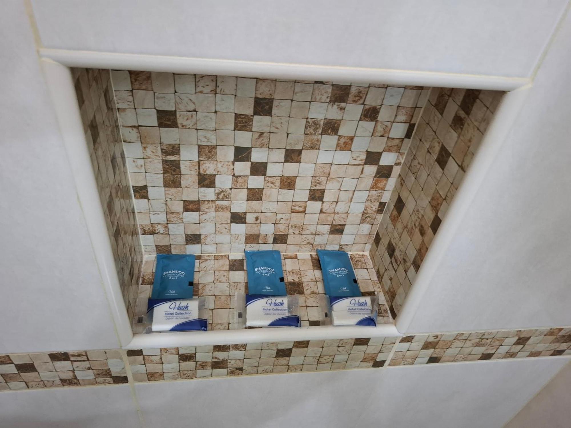Maho'S Apartamentos Tela Exteriör bild